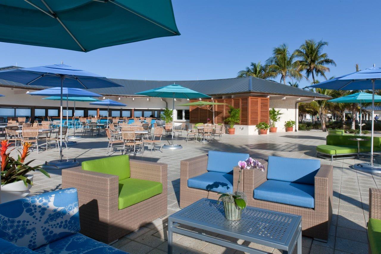 Naples Beach Hotel And Golf Club Exterior photo